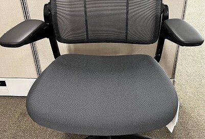 Pre-Owned Humanscale Diffrient Smart Chair